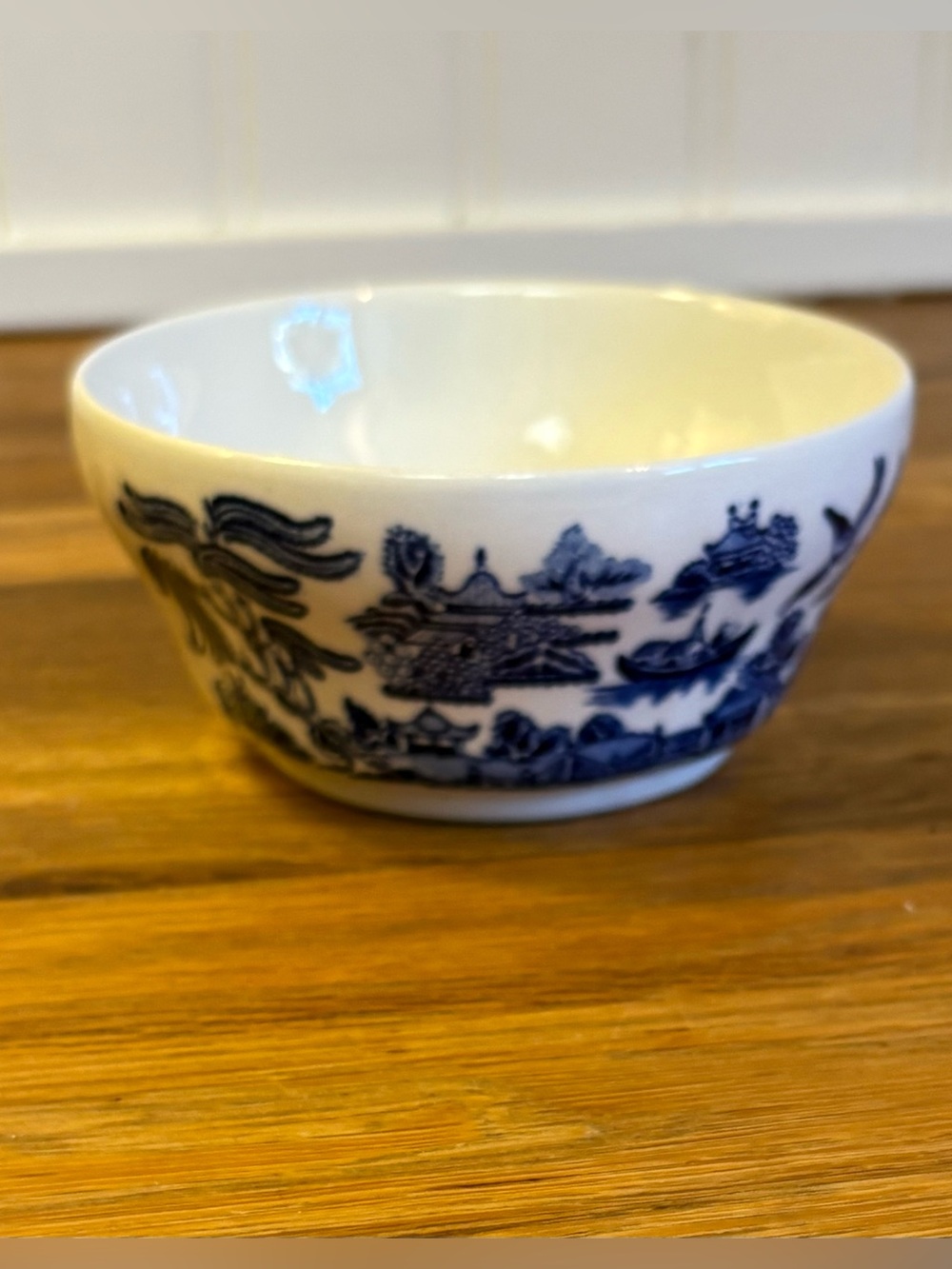 Churchill Blue Willow open sugar bowl.